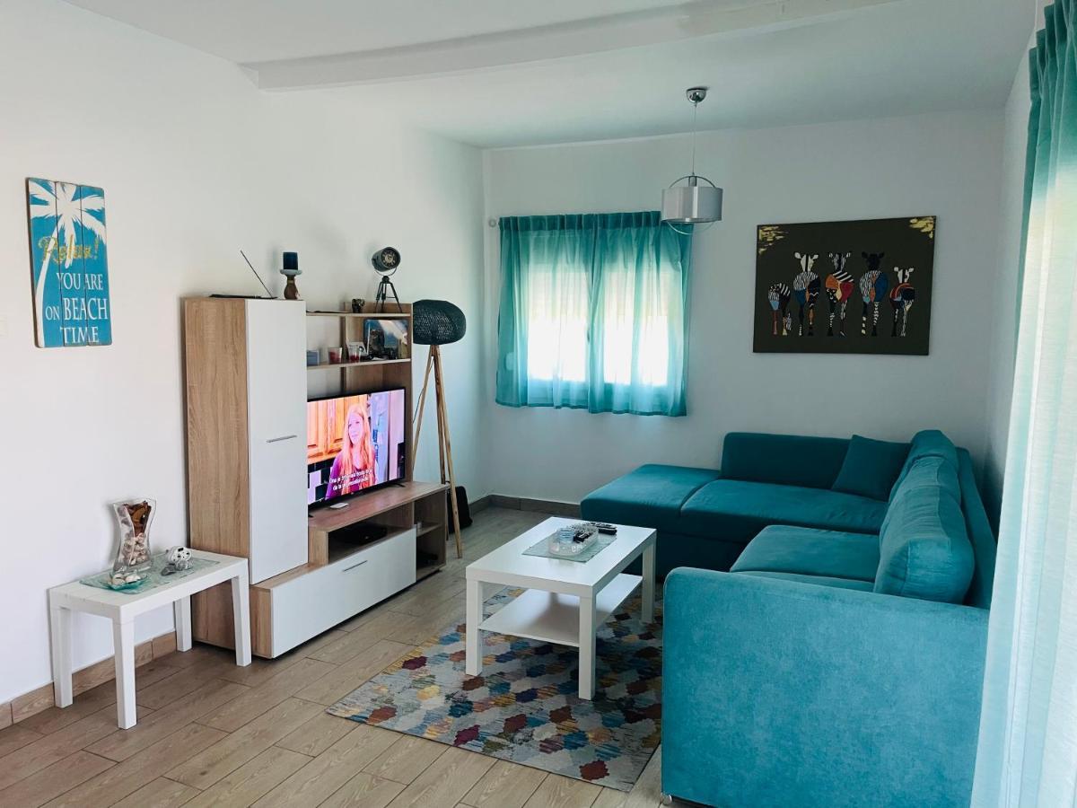 Villa ,,Sea Breeze,, - Home By The Sea Néa Ankhíalos Exterior foto